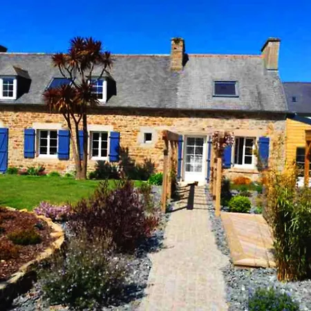 Maison Les Agapanthes. Lanmodez